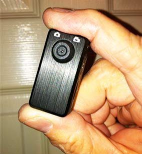Thumb Size Camcorder - DVR0071 - Image 3